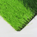 Tapis d&#39;herbe de gazon synthétique de terrain de football bon marché extérieur pour le terrain de jeu